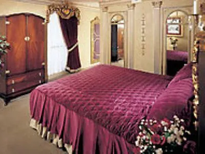 Elvis Presley'S Heartbreak Hotel Memphis