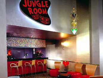 Elvis Presley'S Heartbreak Hotel Memphis